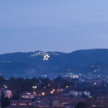 Casa Vovos' Daire Terni Dış mekan fotoğraf